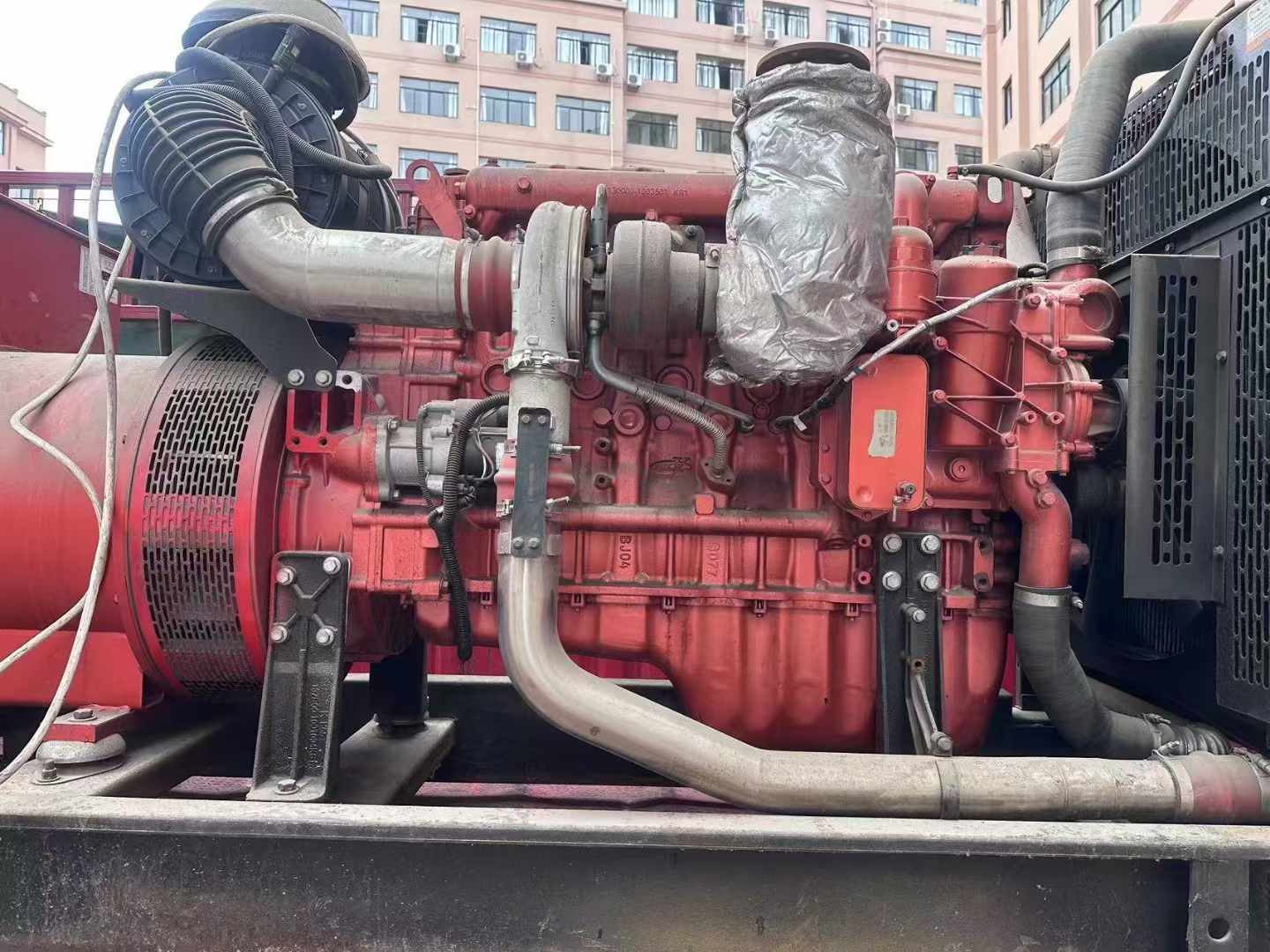 托里如何选择适合 600kW 柴油发电机组的过载保护器?